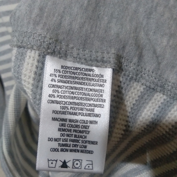 Marc New York size medium gray and white stripes sweater - Picture 9 of 10